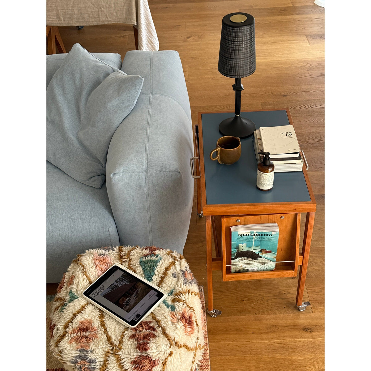devon-black-table-lamp