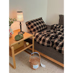 devon-black-table-lamp