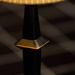 devon-black-table-lamp