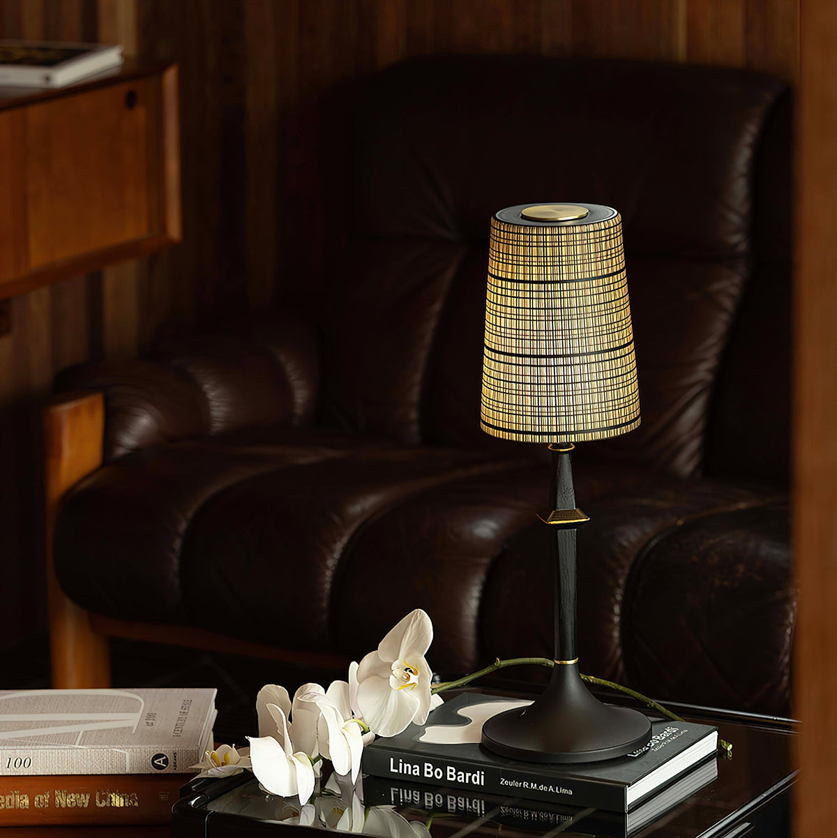 devon-black-table-lamp