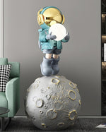 Diver Astronaut Built In Battery Floor Lamp