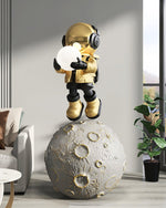 Diver Astronaut Built In Battery Floor Lamp
