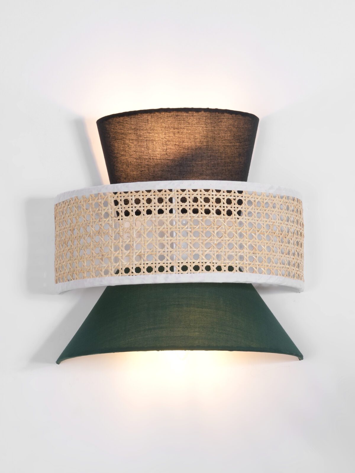 Dolkie Wall Lamp