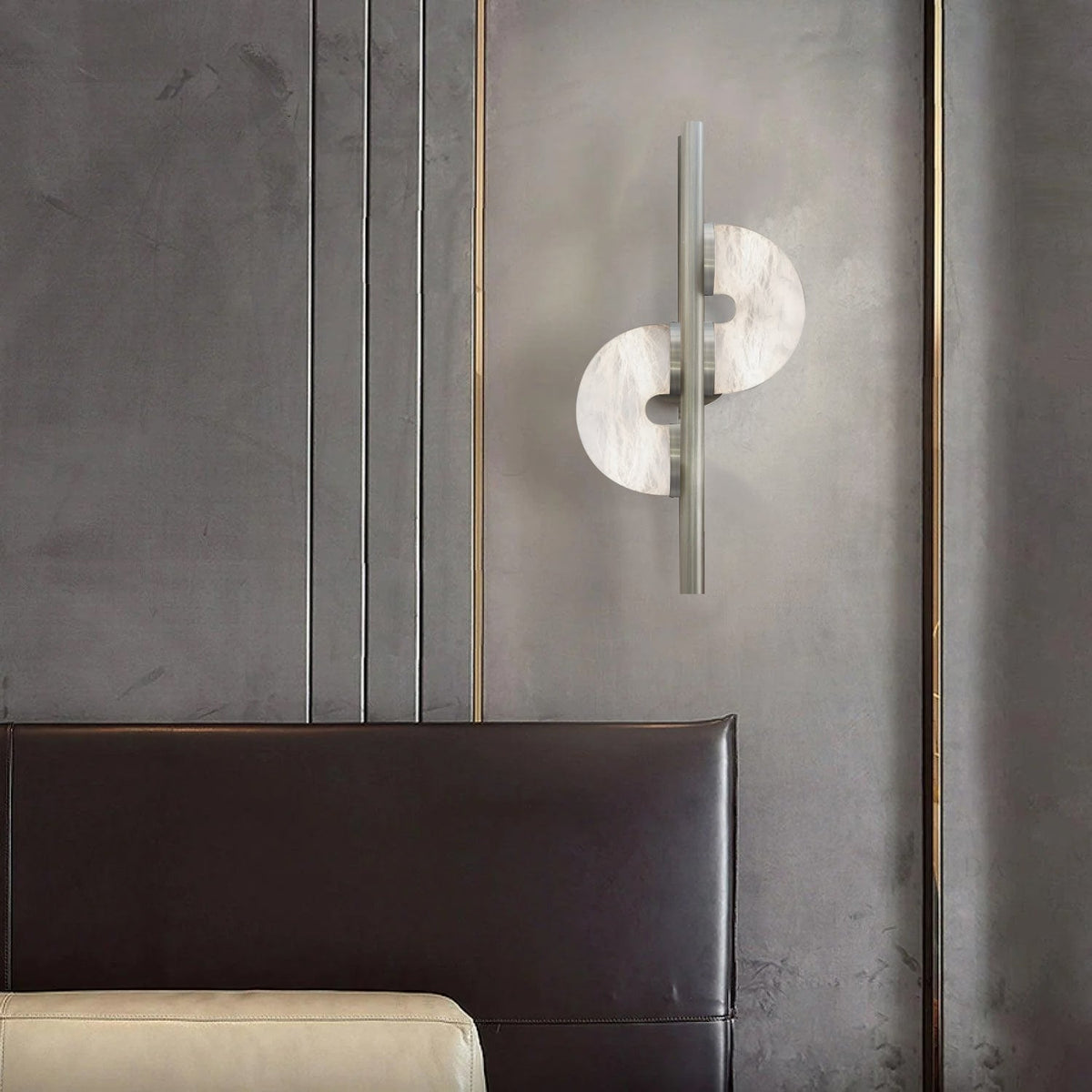 Dolly Wall Lamp