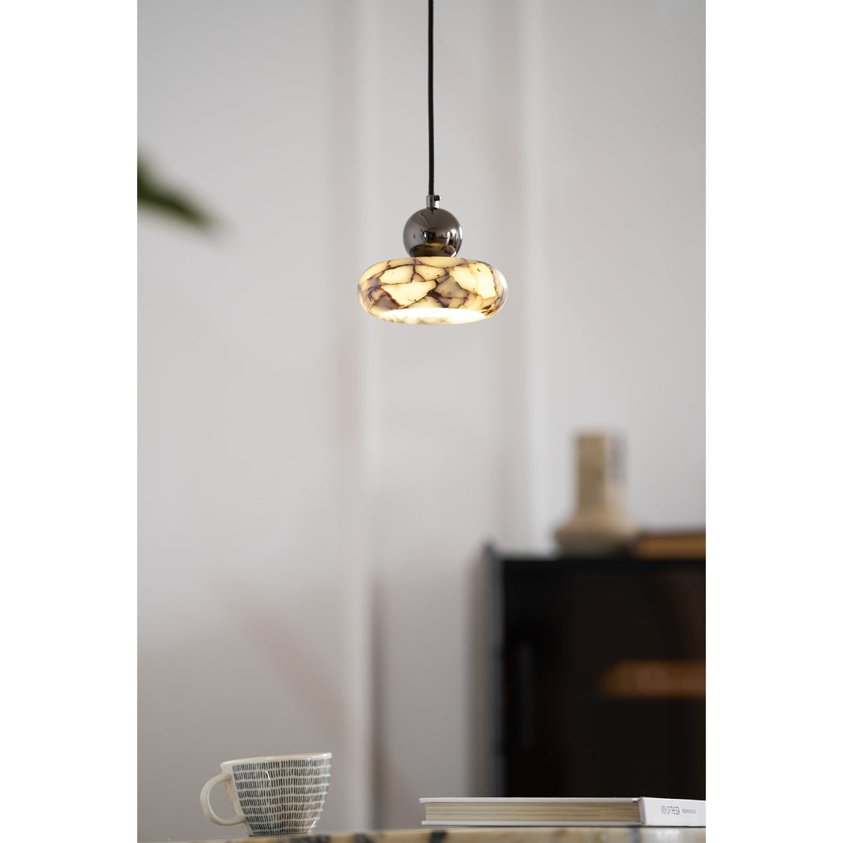 donya-pendant-lamp