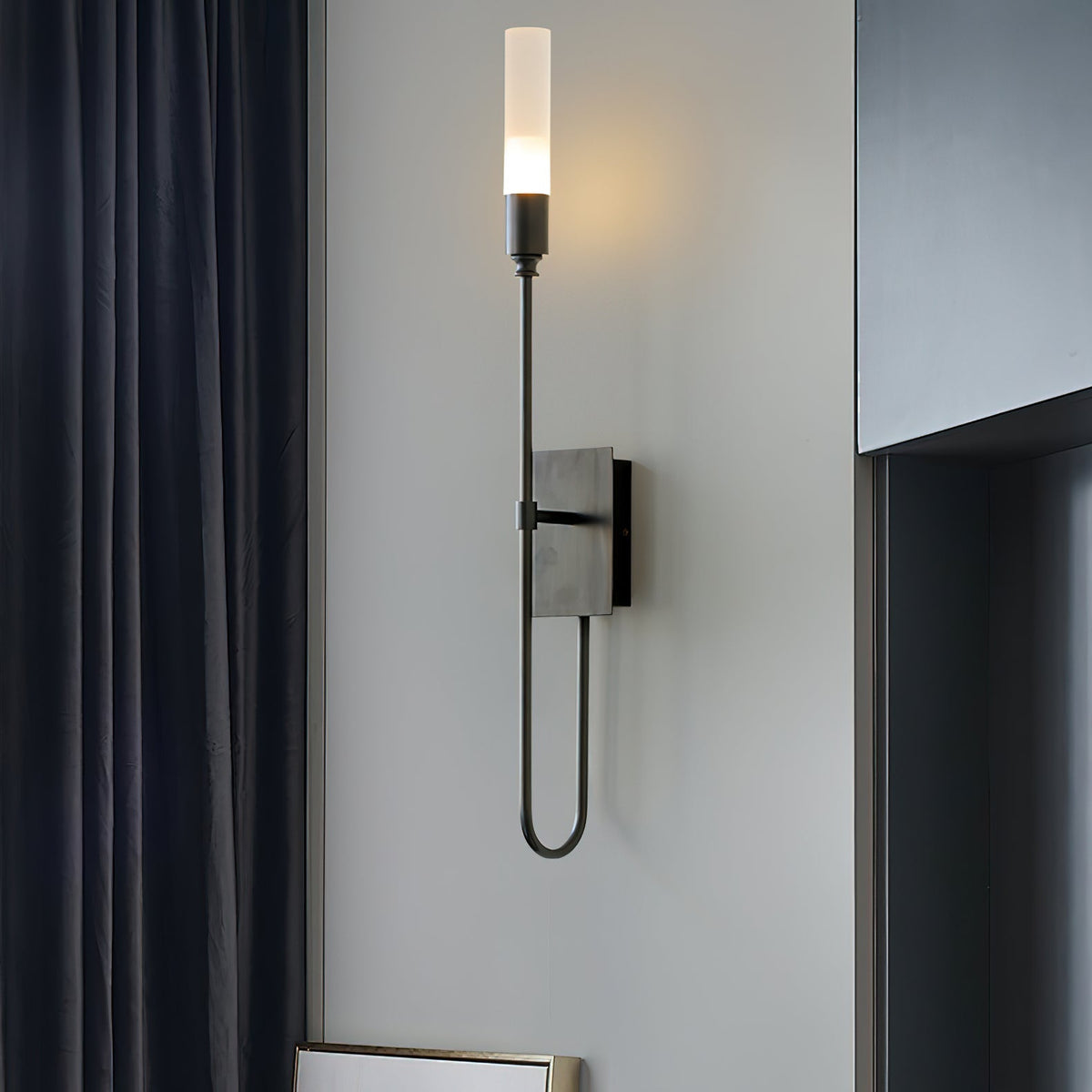 double-arrow-wall-sconce