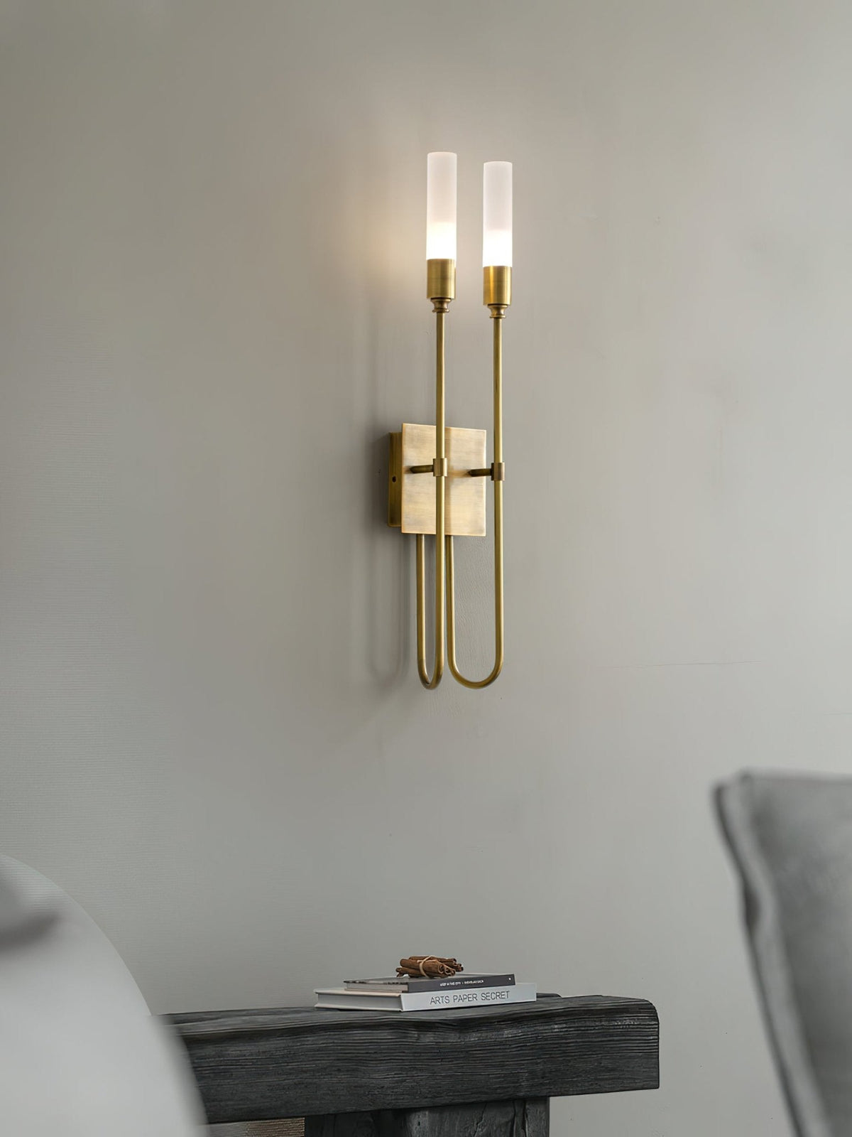 double-arrow-wall-sconce
