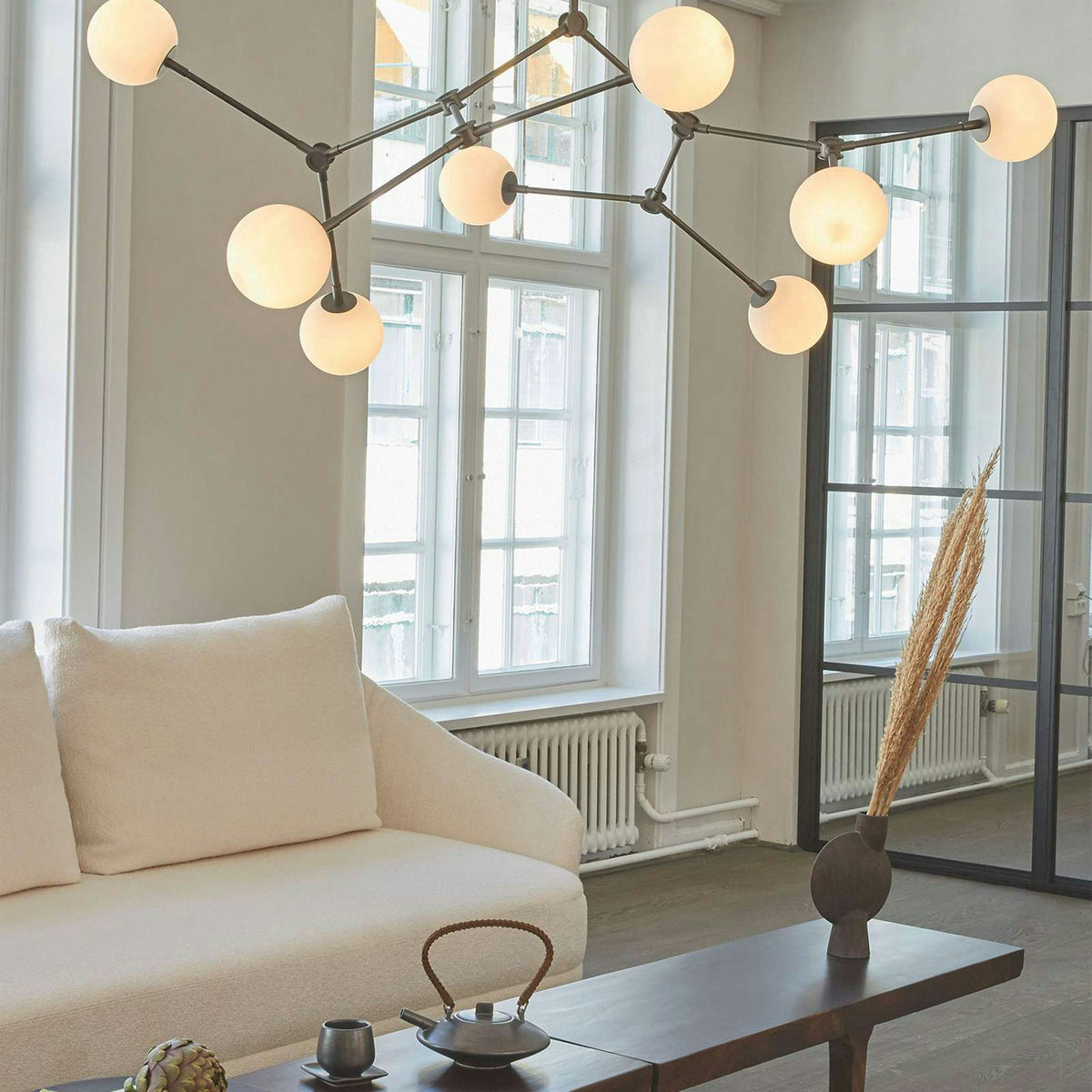drop-ball-chandelier