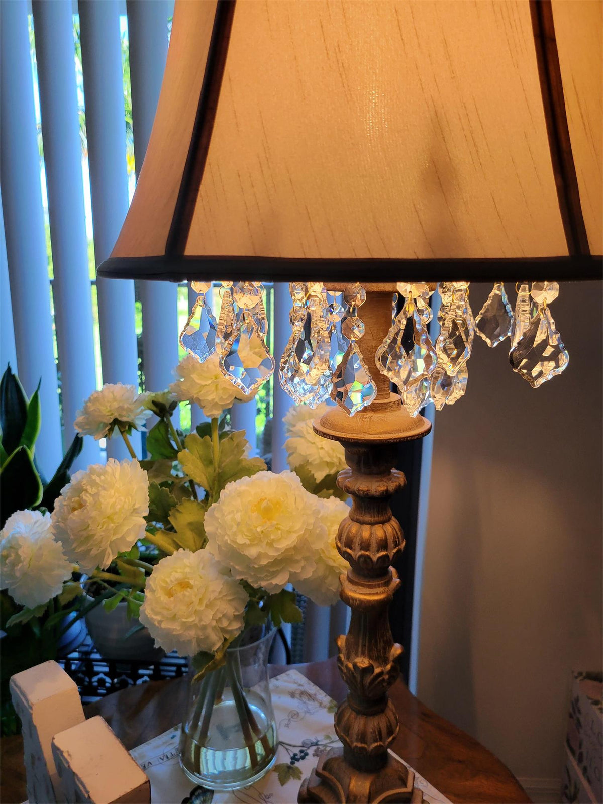duval-table-lamp