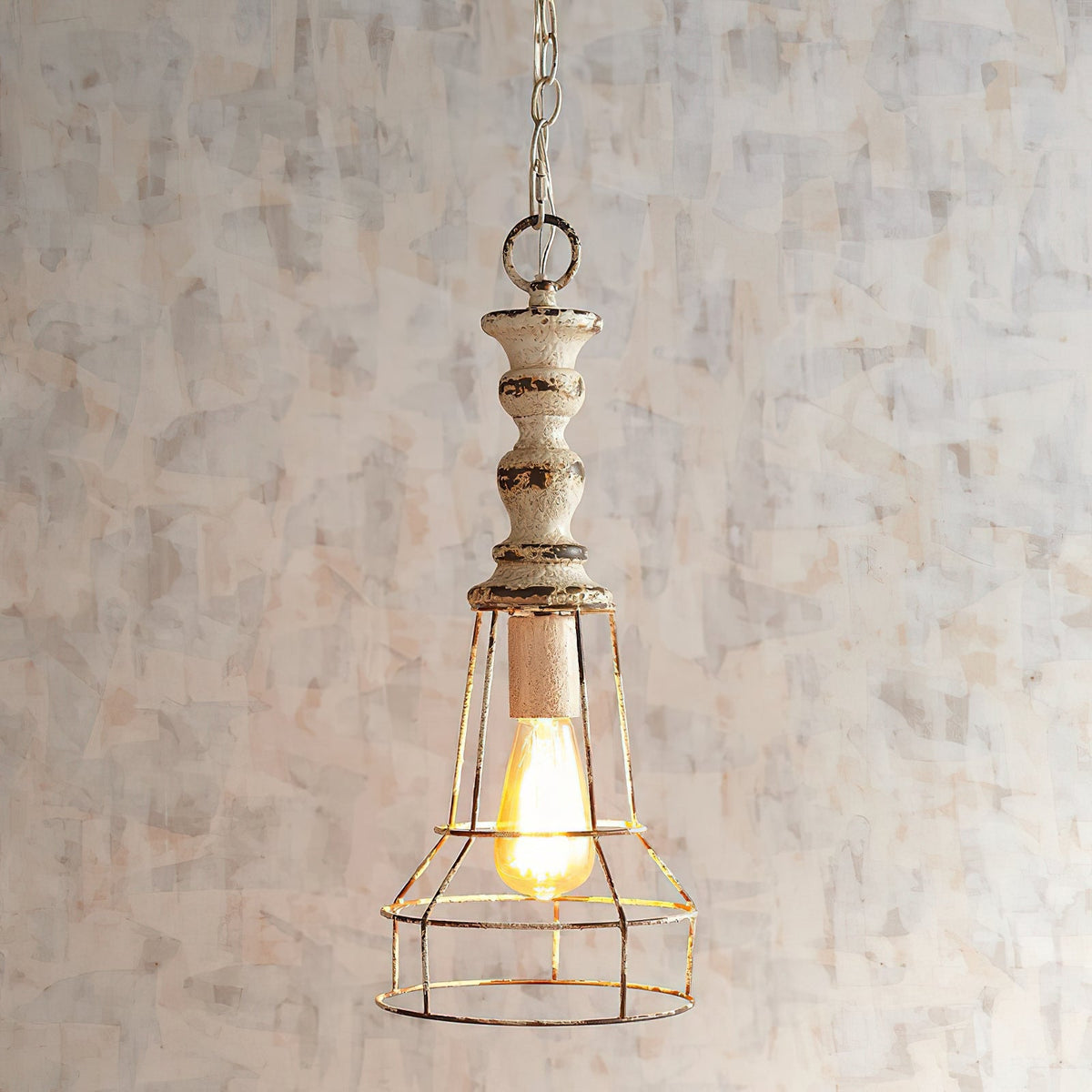 earl-weathered-pendant-light
