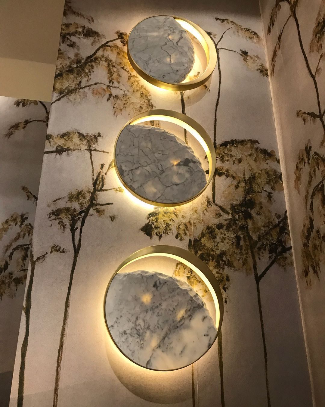 Eclipse Wall Lamp
