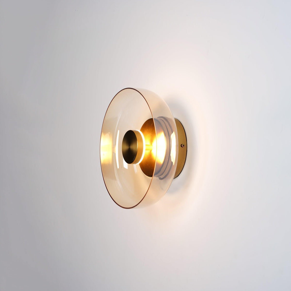 eclipse-halo-wall-lamp