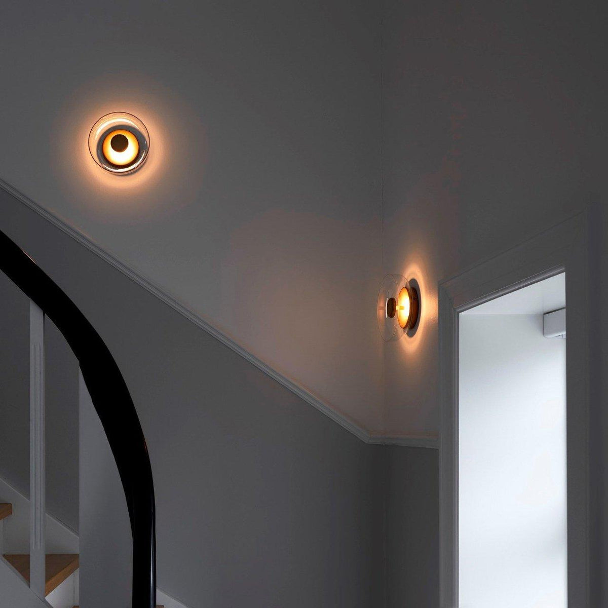 eclipse-halo-wall-lamp