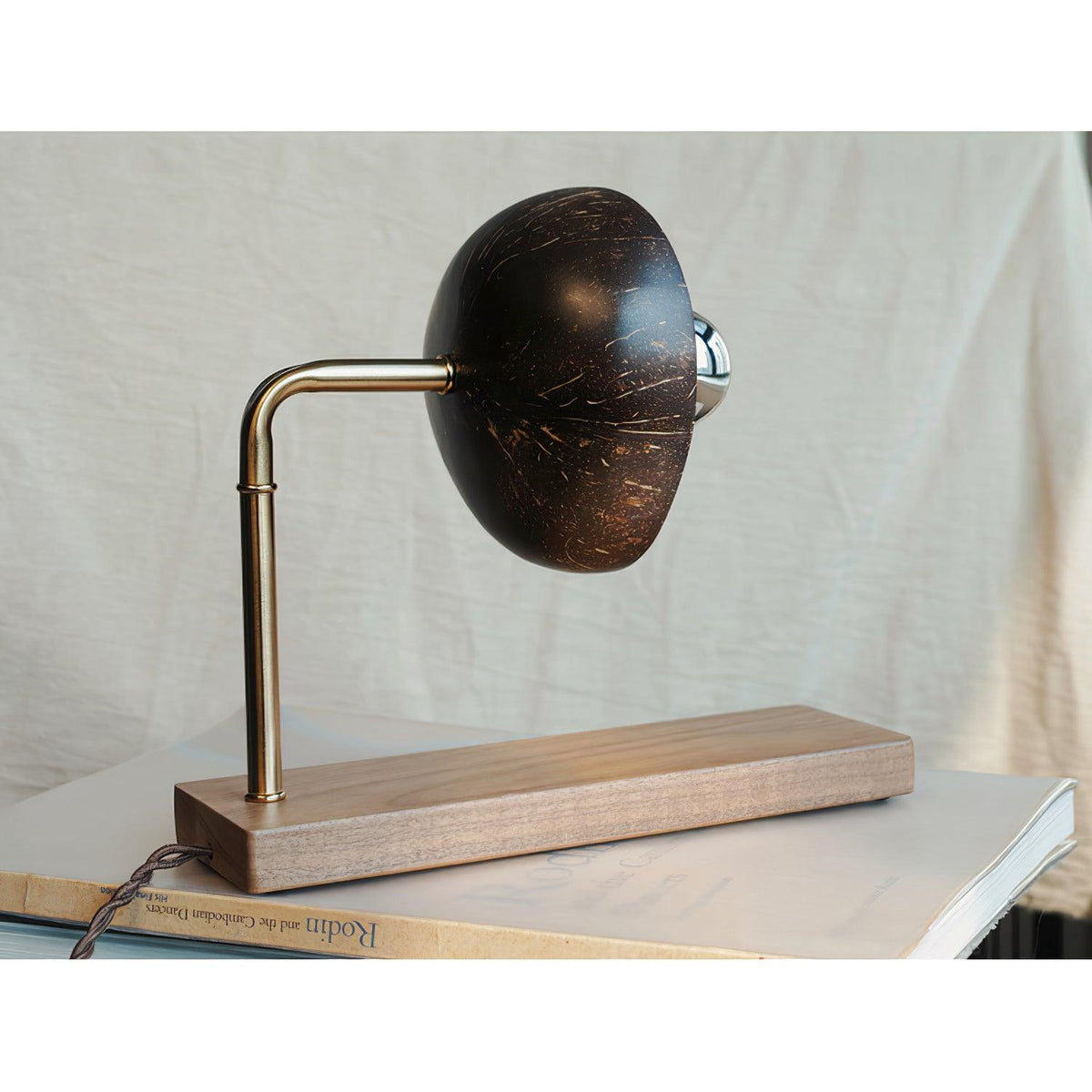eclipse-walnut-table-lamp
