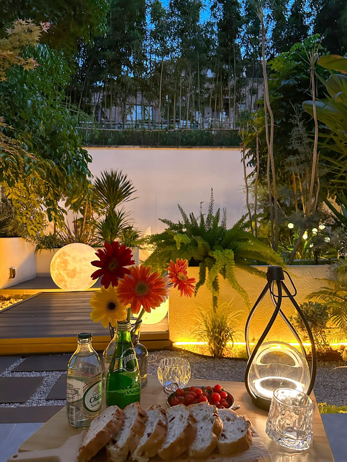 Eclisse Orb Lantern Rechargeable Table Lamp