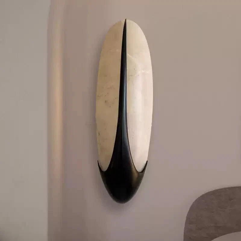 Elara Alabaster Wall Sconce – Sculptural LED Wall Light in Black & White