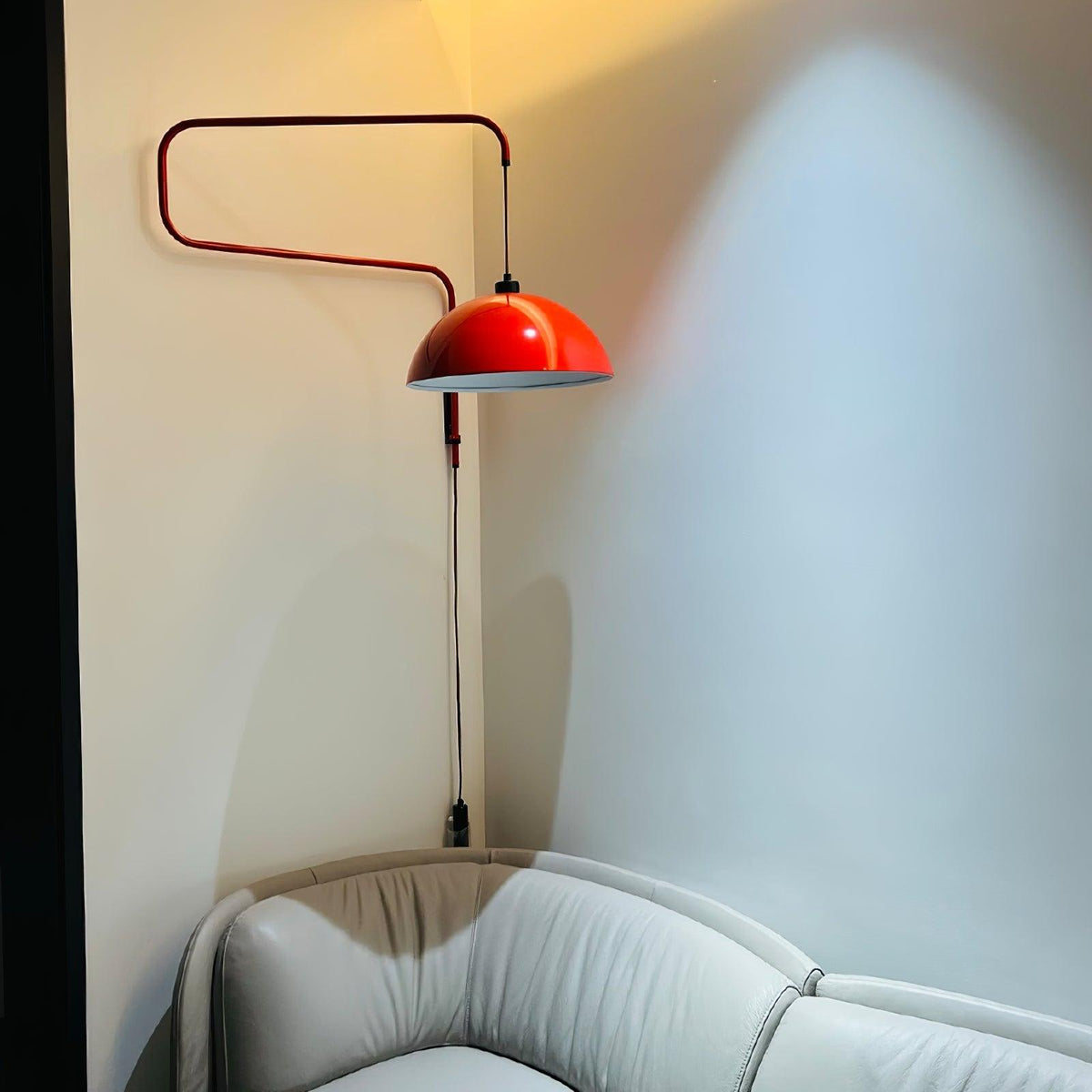 Elio Plug Inwall Lamp