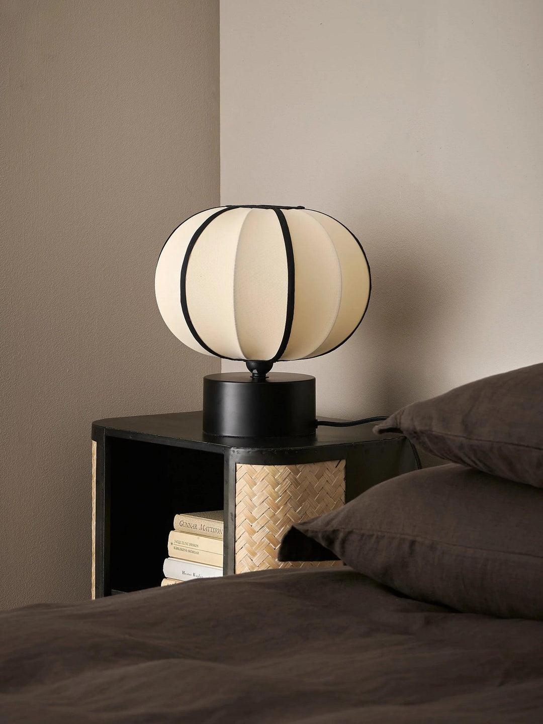 ellos-table-lamp