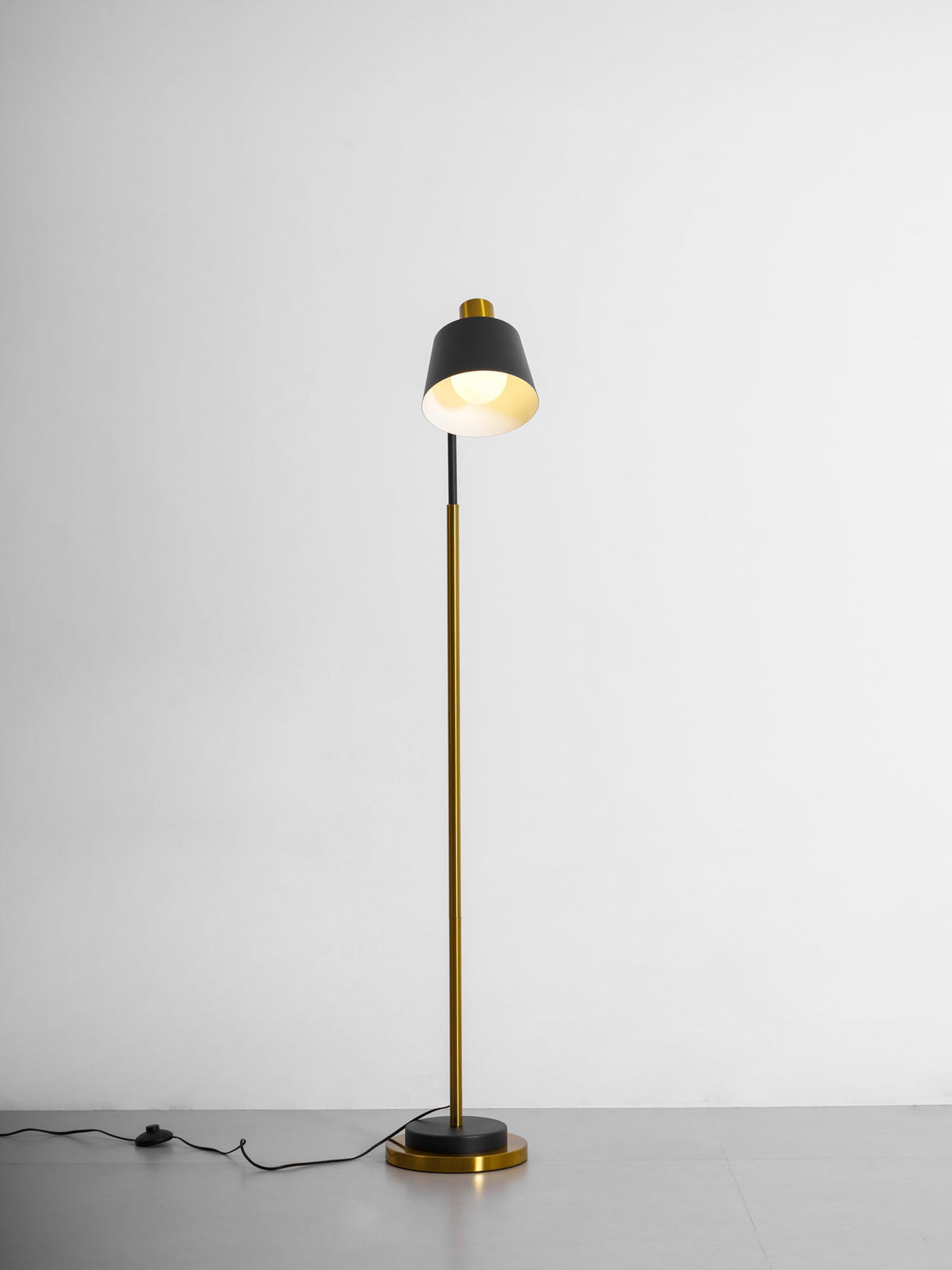Emmental Floor Lamp – Sculptural Mid-Century Modern Standing Light