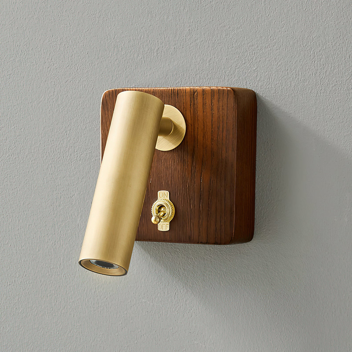 enna-surface-wall-lamp