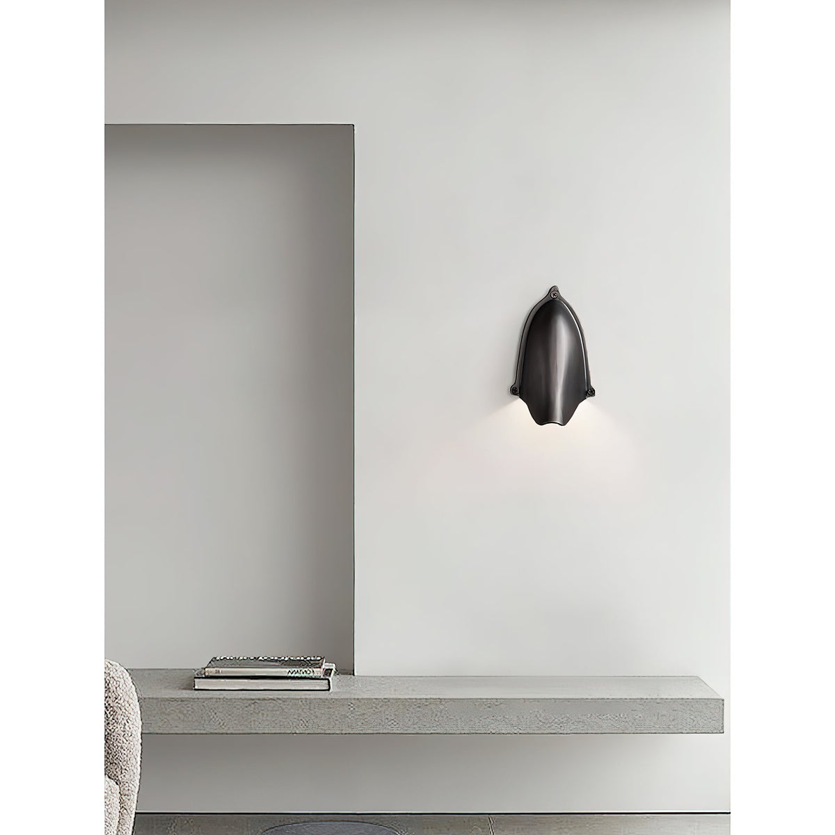 enoki-wall-lamp