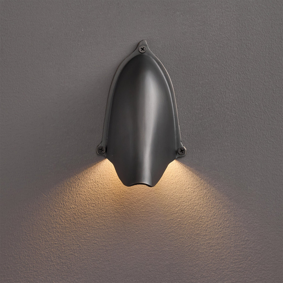 enoki-wall-lamp