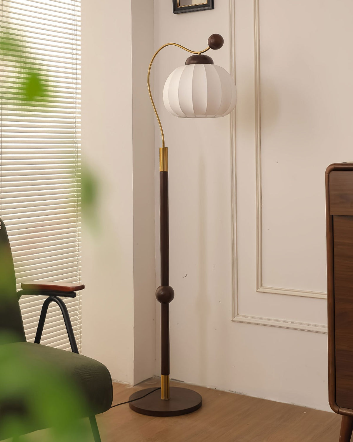 Eryn Floor Lamp