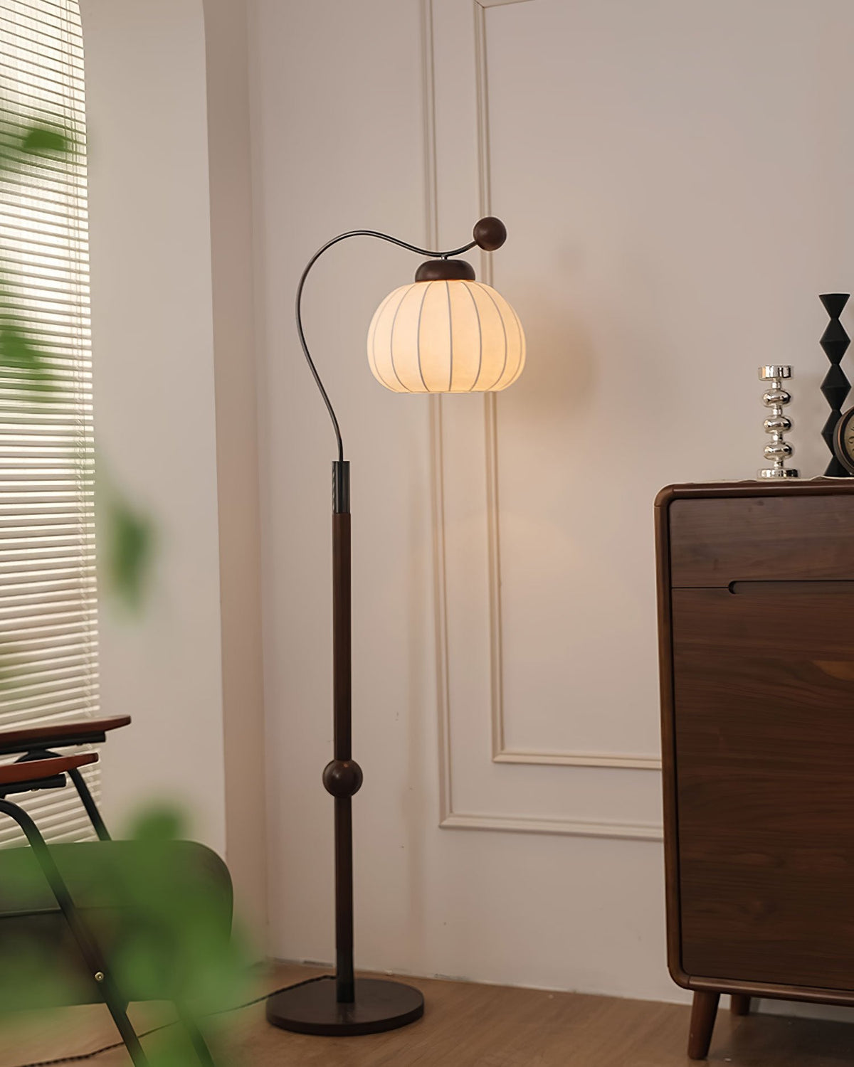 Eryn Floor Lamp