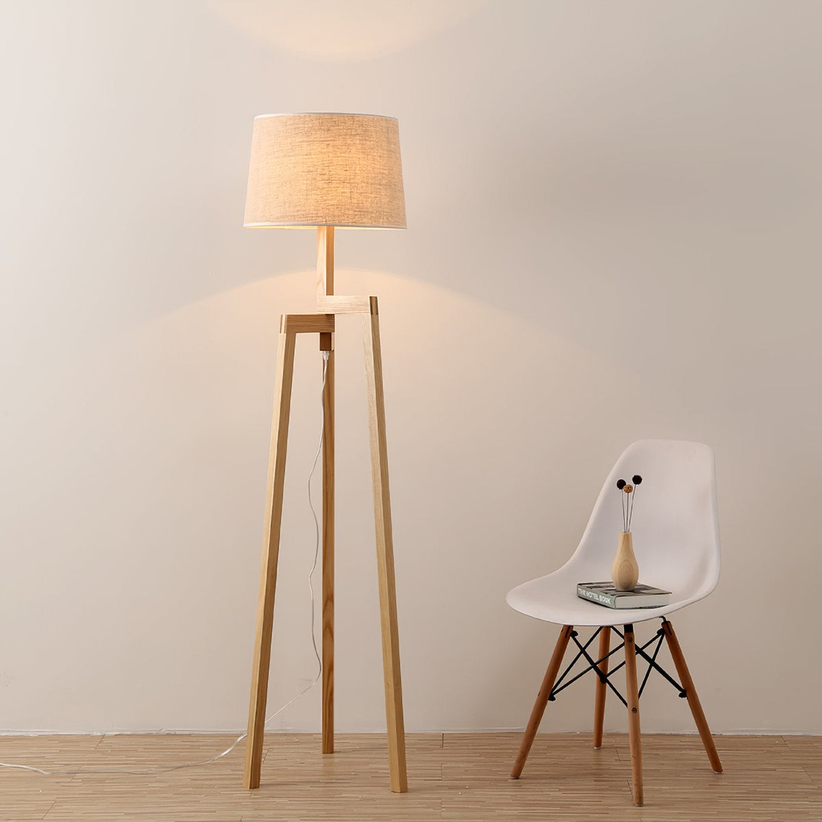 Escada Tripod Wooden Floor Lamp