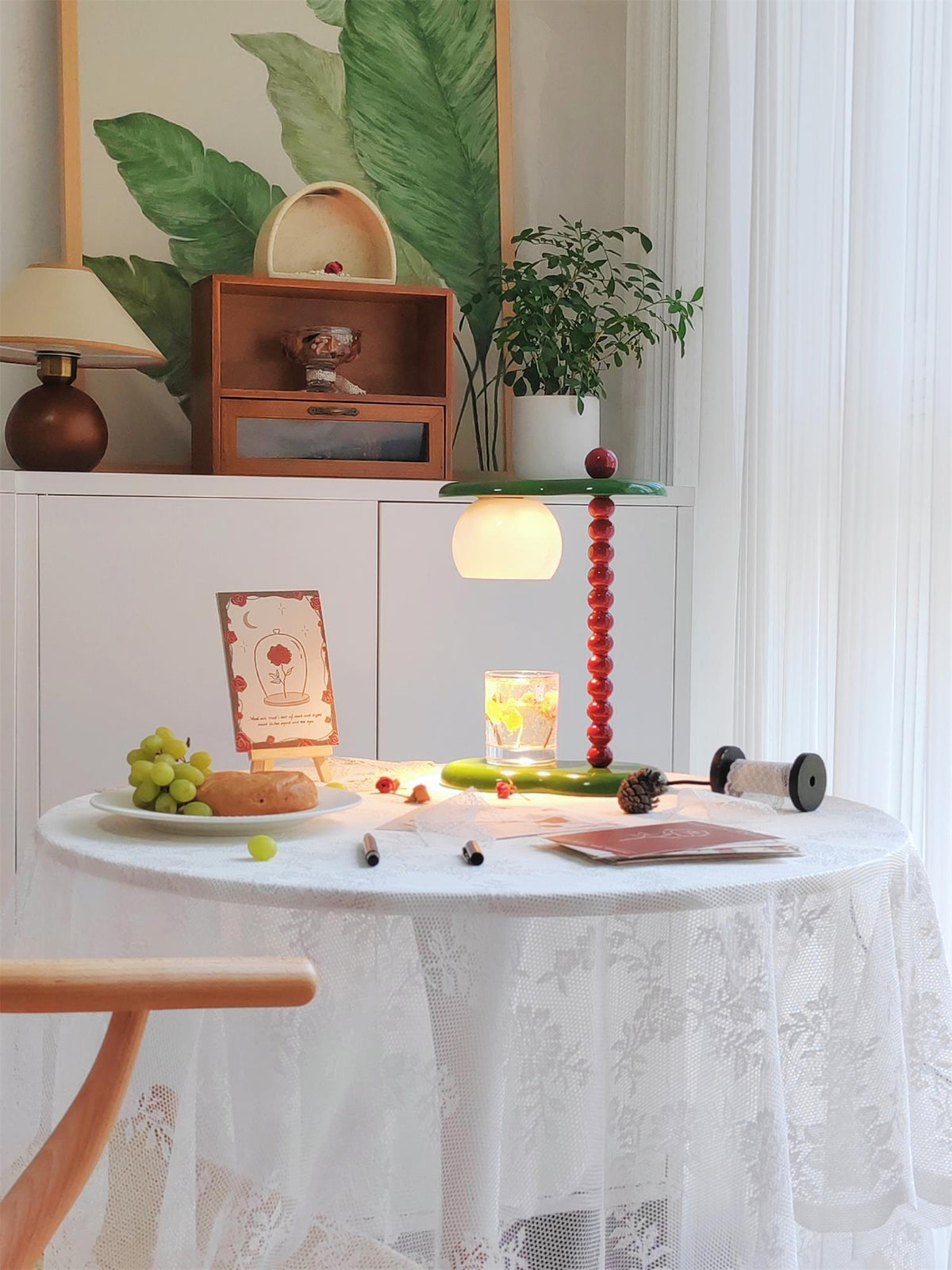 everalda-table-lamp