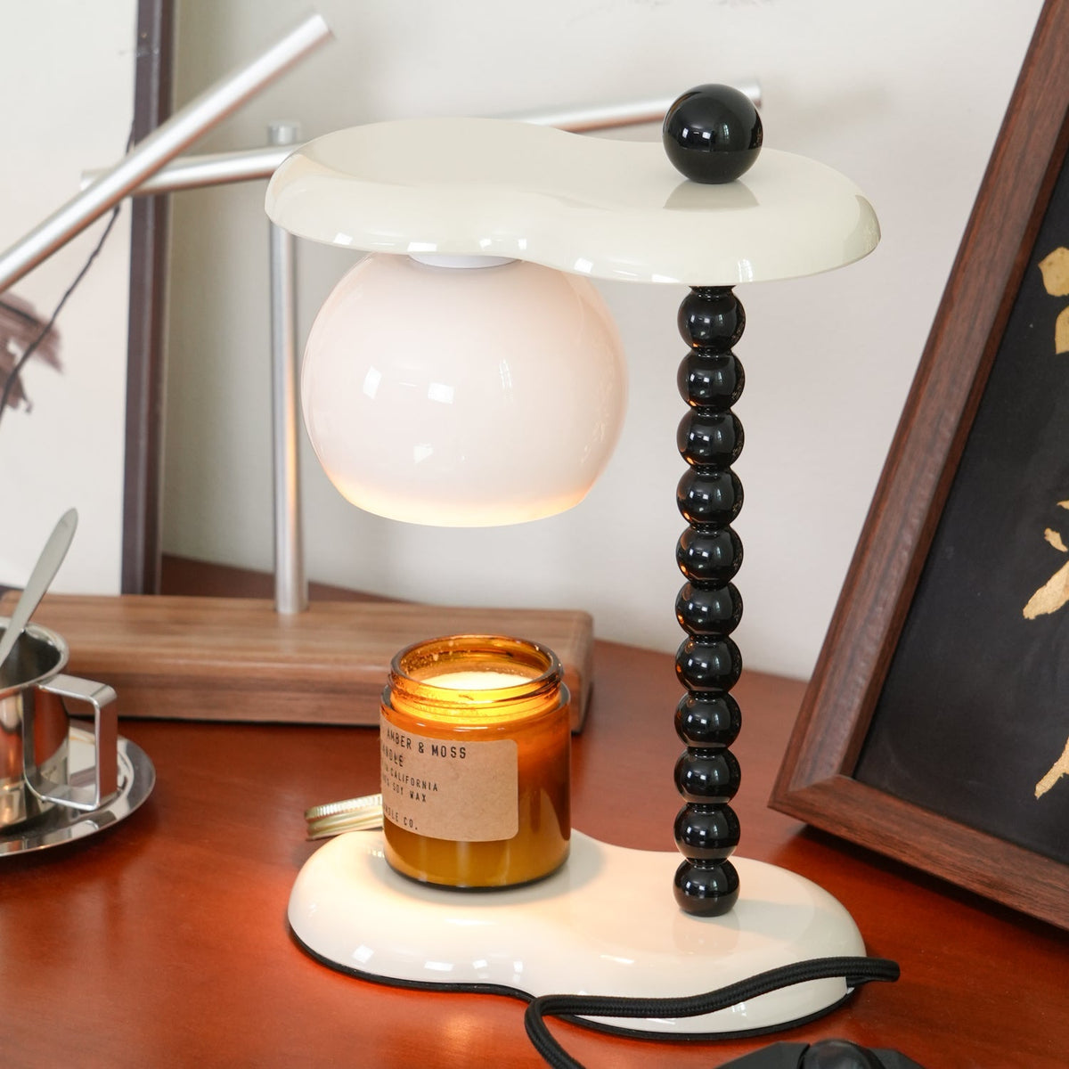 everalda-table-lamp