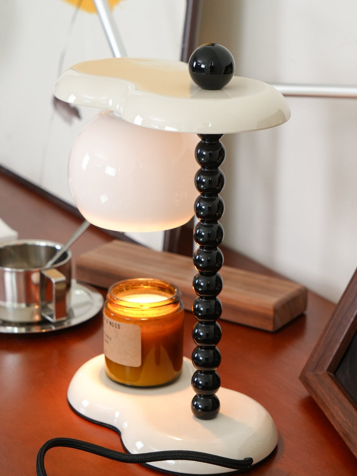 everalda-table-lamp