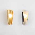 evie-wall-lamp