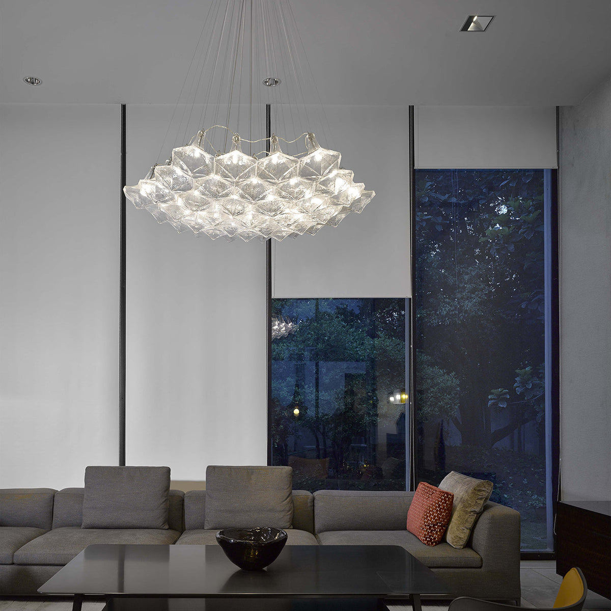 facet-sculpture-cluster-pendant-light