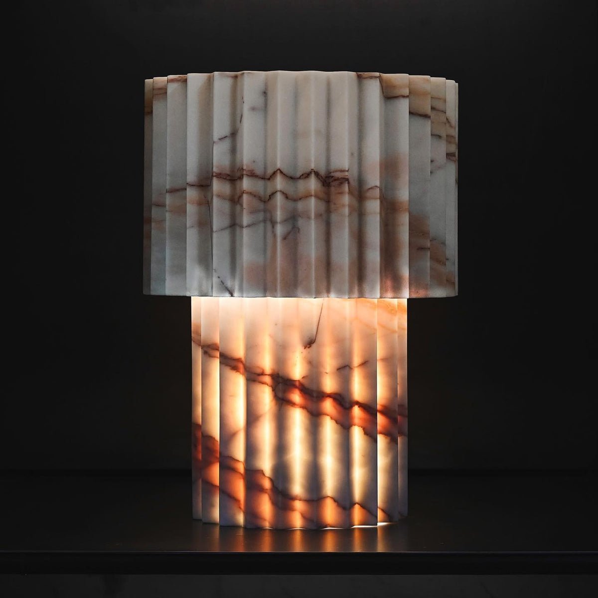 falten-table-lamp