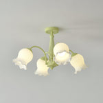 fantasy-lily-chandelier