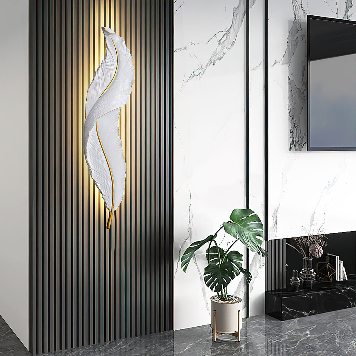 feather-wall-lamp
