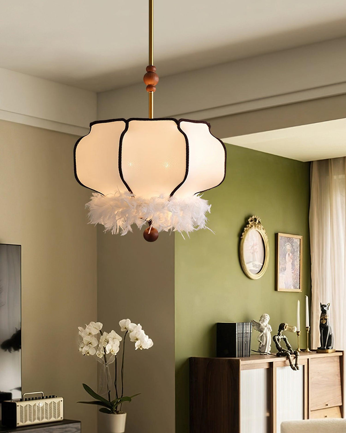 feathered-lantern-pendant-light