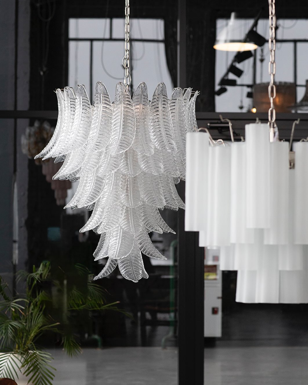 felci-glass-chandelier