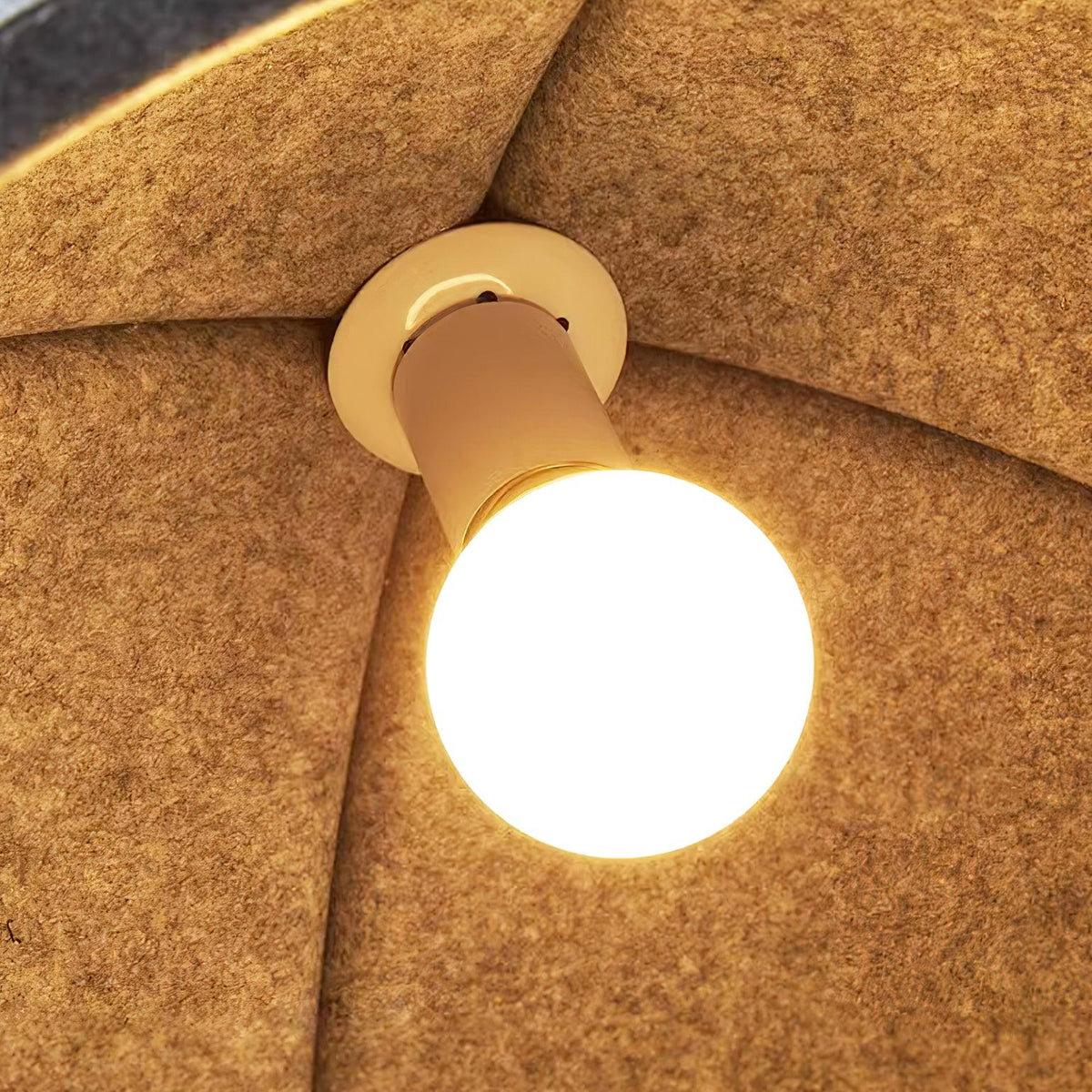 felt-bowl-pendant-lamp