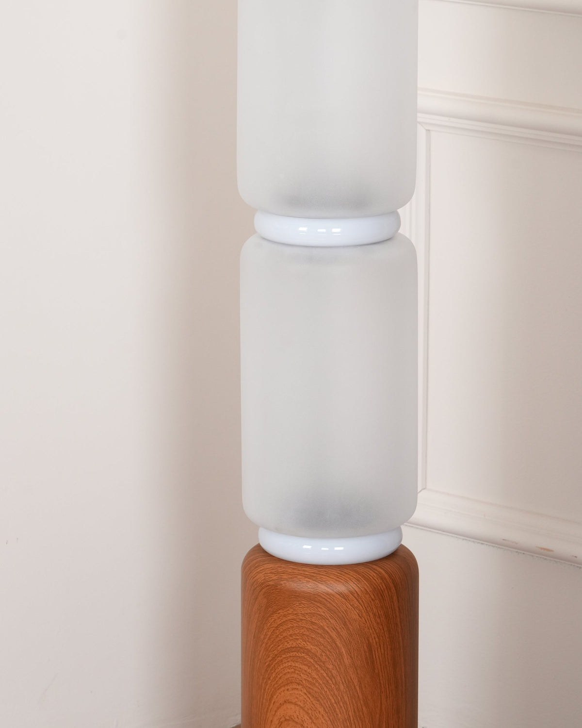 ficupala-floor-lamp