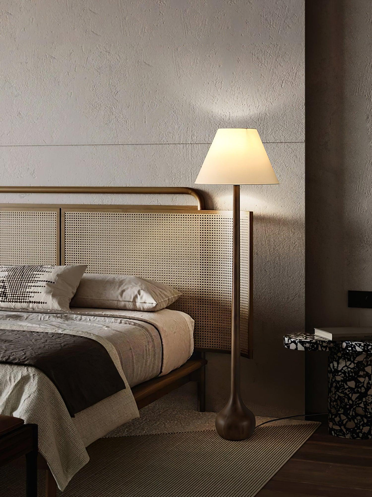 final-strike-floor-lamp