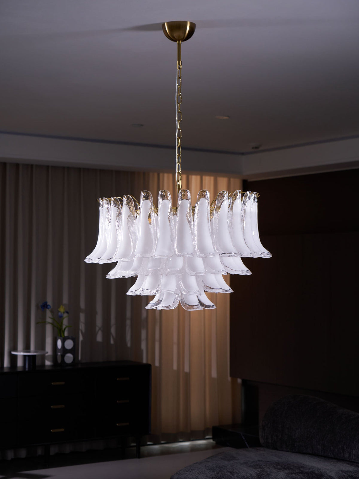 Fiora Pink Glass Chandelier – 17-Light Tiered Murano-Style Pendant for Dining Room & Living Room