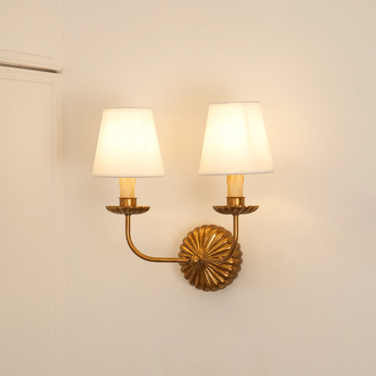 catina-wall-lamp