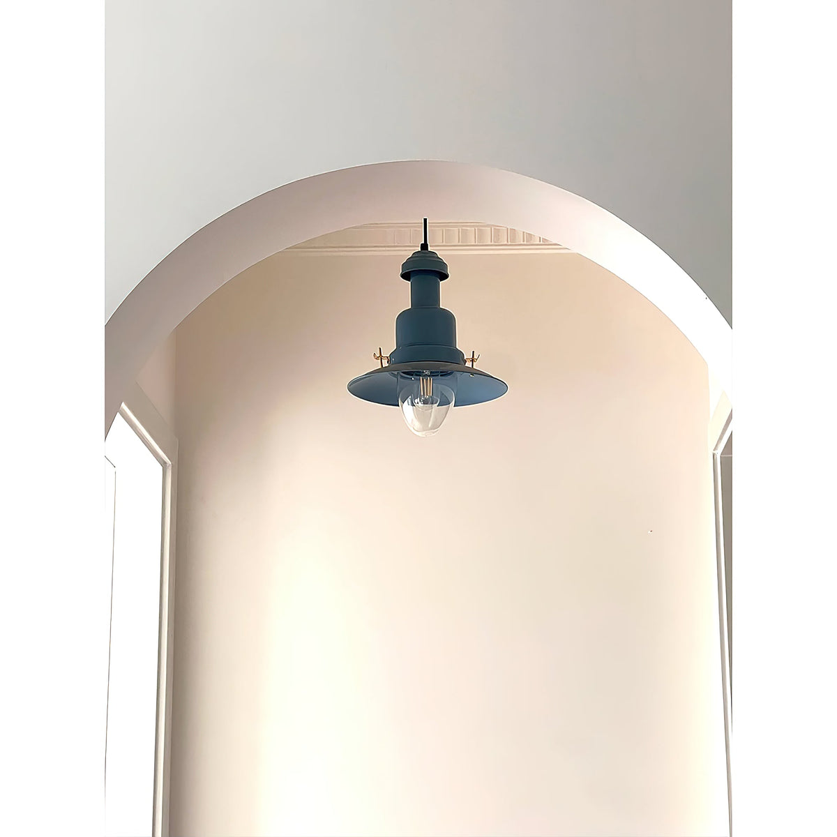 fisherman-pendant-lamp