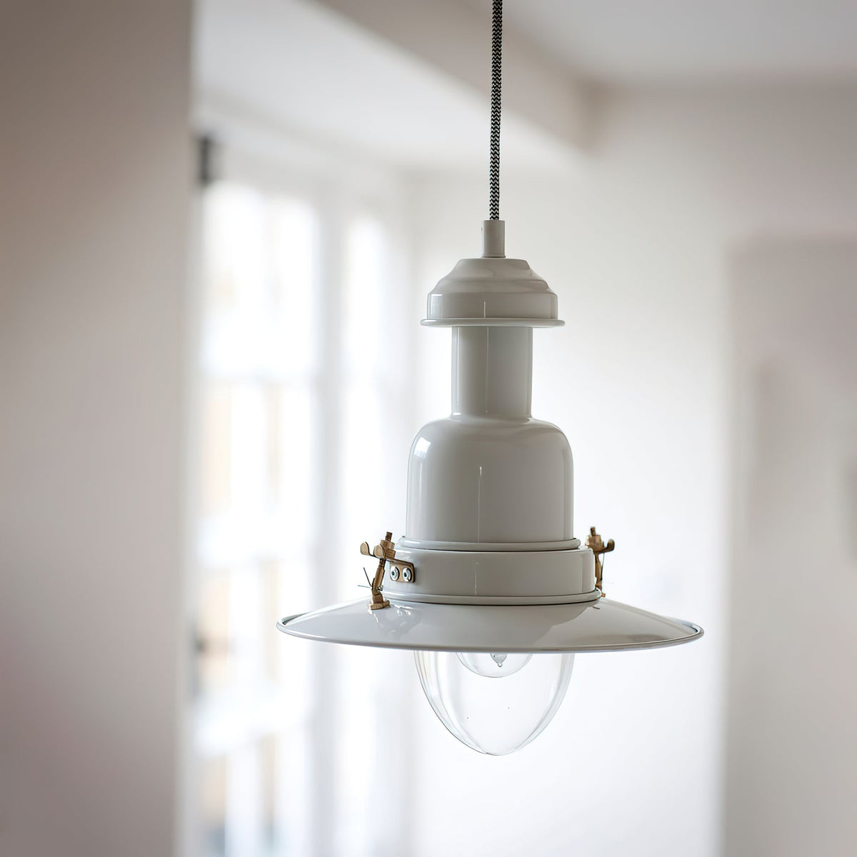 fisherman-pendant-lamp