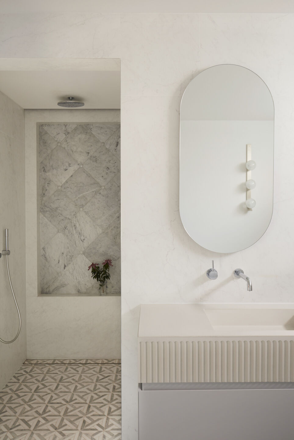 fizi-wall-lamp