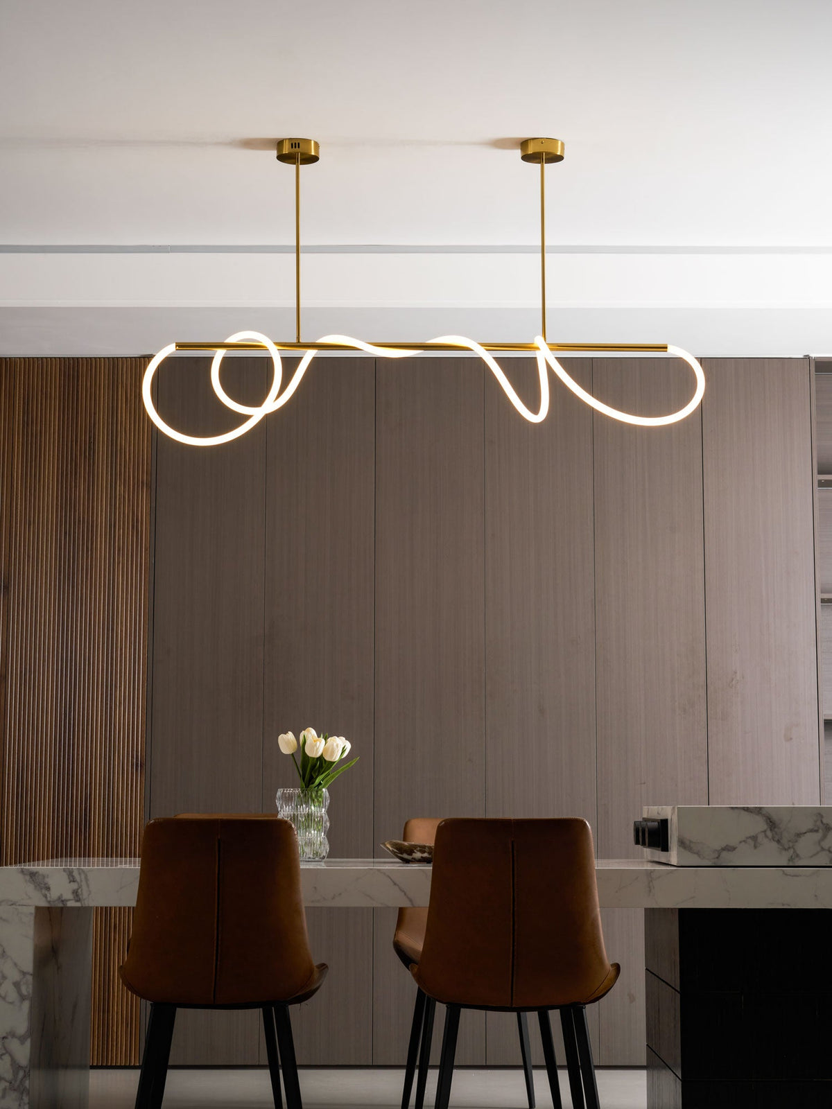 Sculptural Linear Curve LED Chandelier in Gold or Black