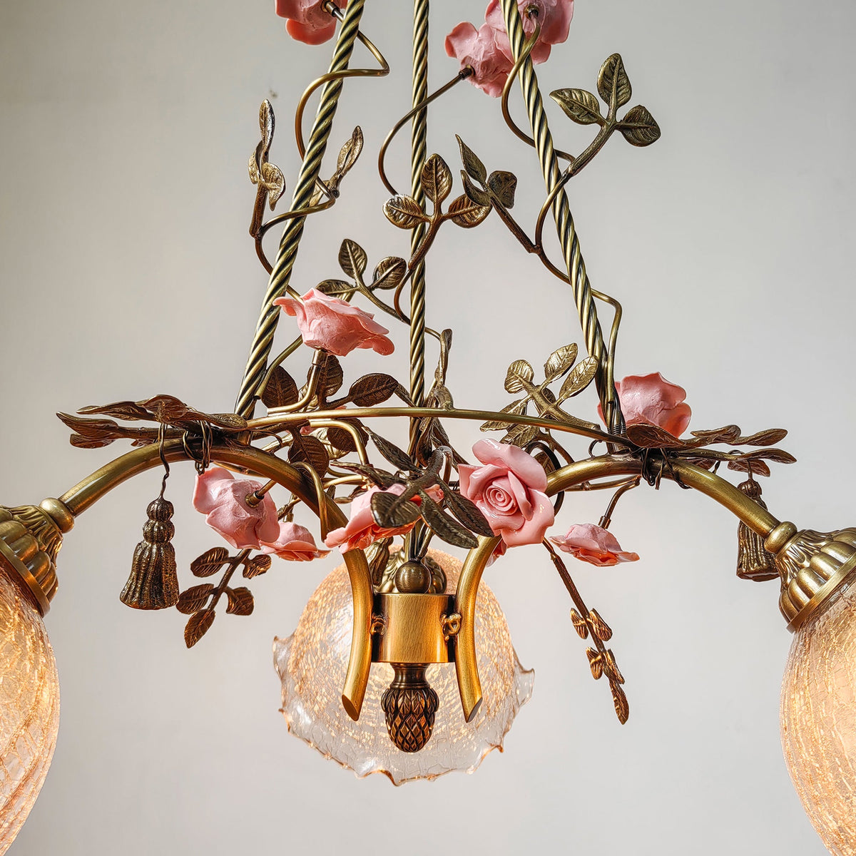 flora-blossom-chandelier
