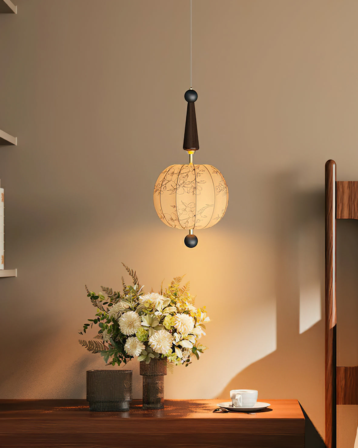 flower-ball-pendant-light
